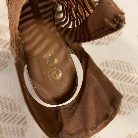 Rue21 etc Brown Heels - Picture 7 of 7